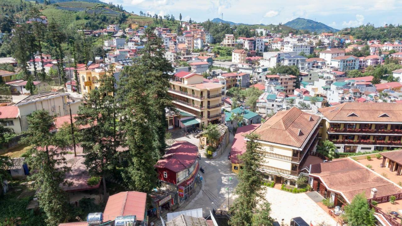 Saparis Hotel Dış mekan fotoğraf